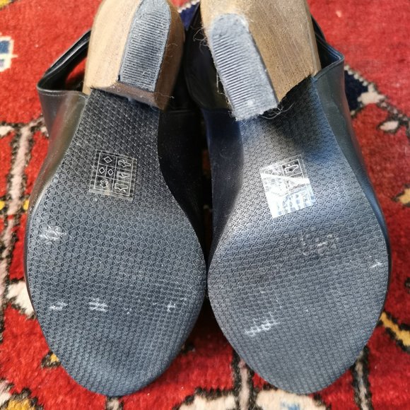 Peep Toe Heels - Picture 5 of 5